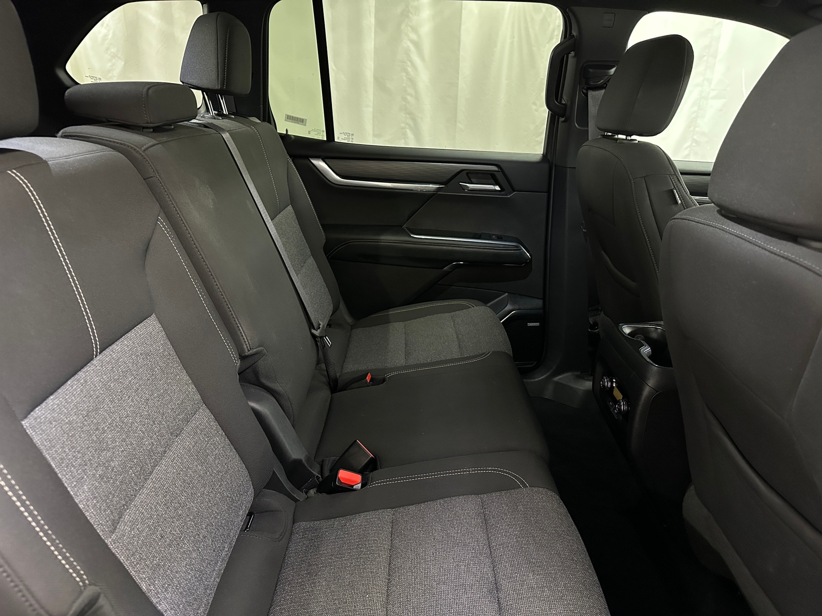 Thumbnail: 2025 GMC Acadia - 6