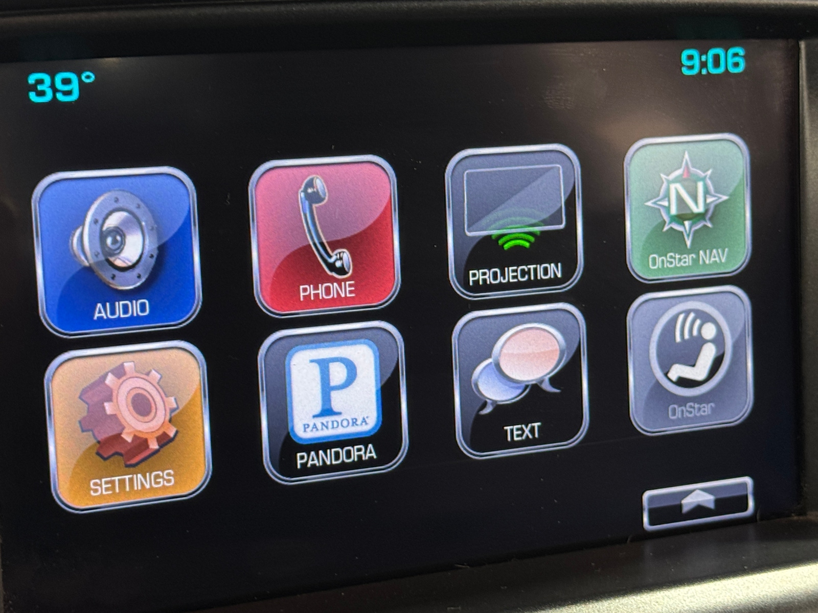 Thumbnail: 2016 Chevrolet Colorado - 3