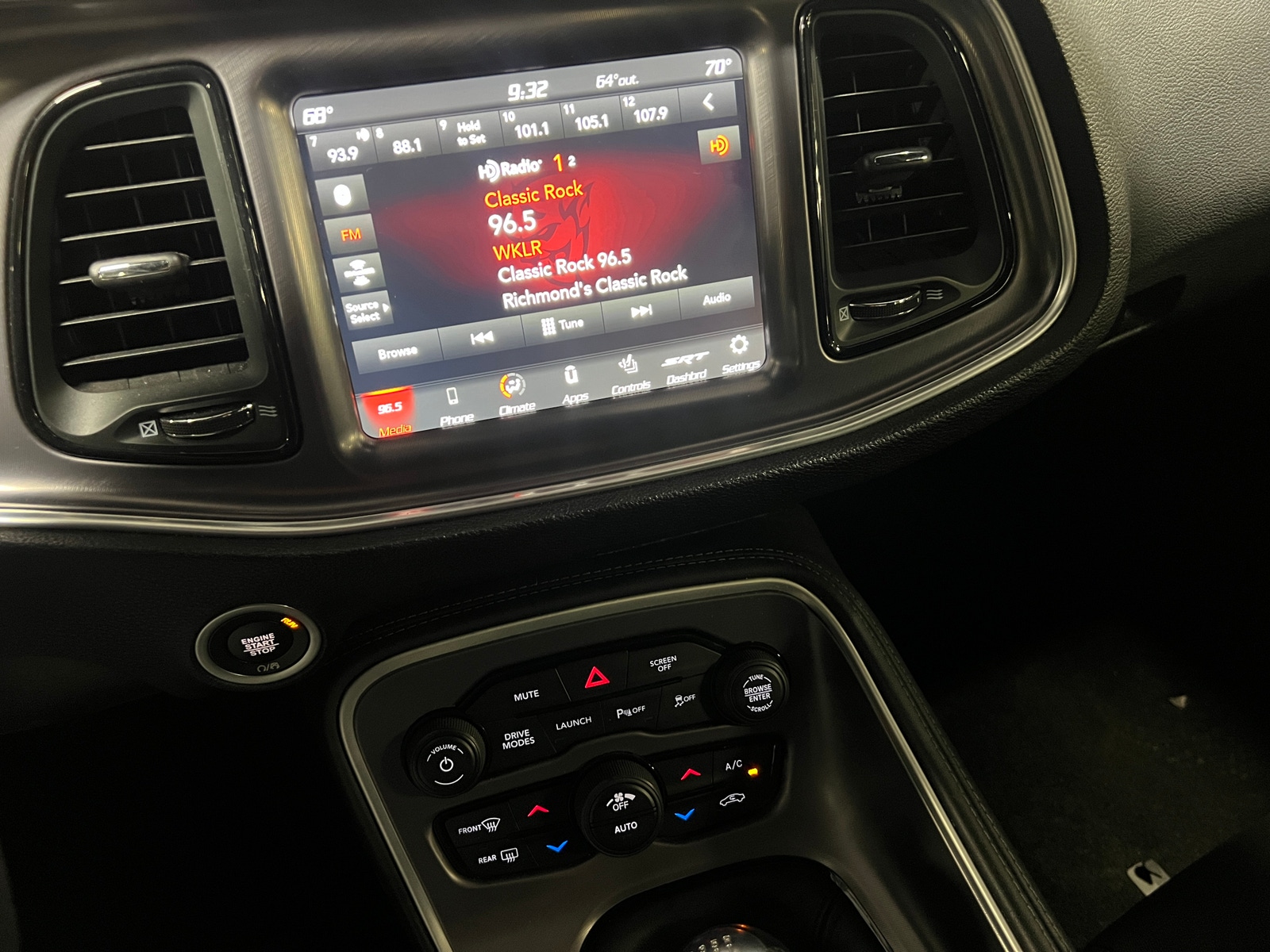 Thumbnail: 2021 Dodge Challenger - 3