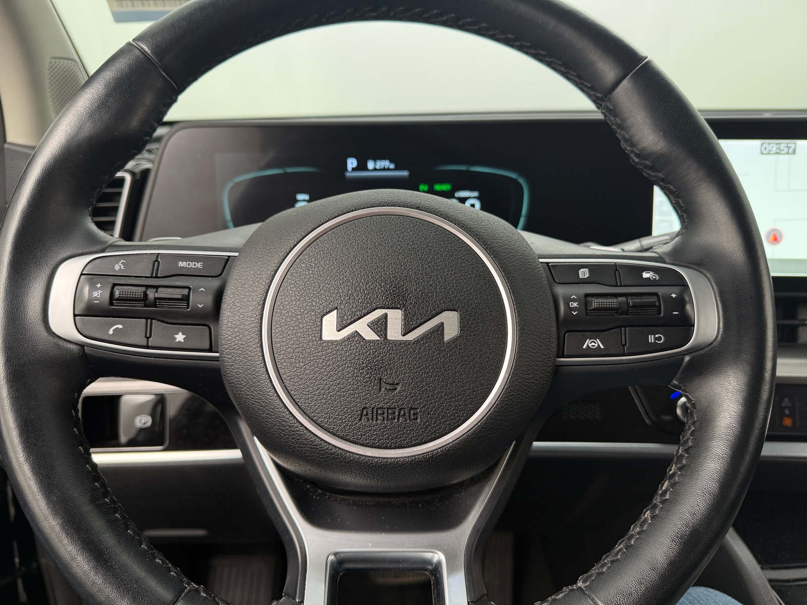 Thumbnail: 2023 Kia Sportage - 4