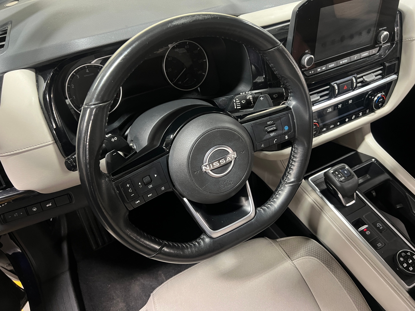 Thumbnail: 2022 Nissan Pathfinder - 5