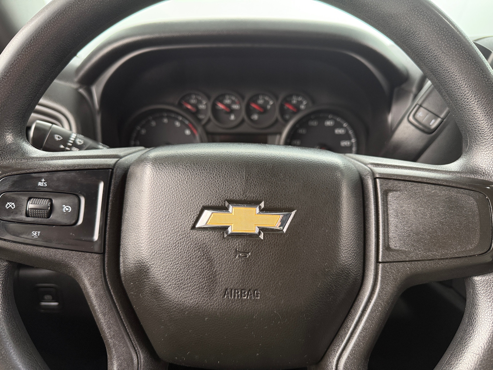 Thumbnail: 2020 Chevrolet Silverado 1500 - 4