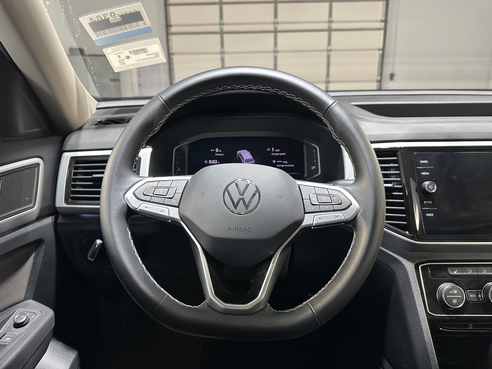 Thumbnail: 2023 Volkswagen Atlas - 4