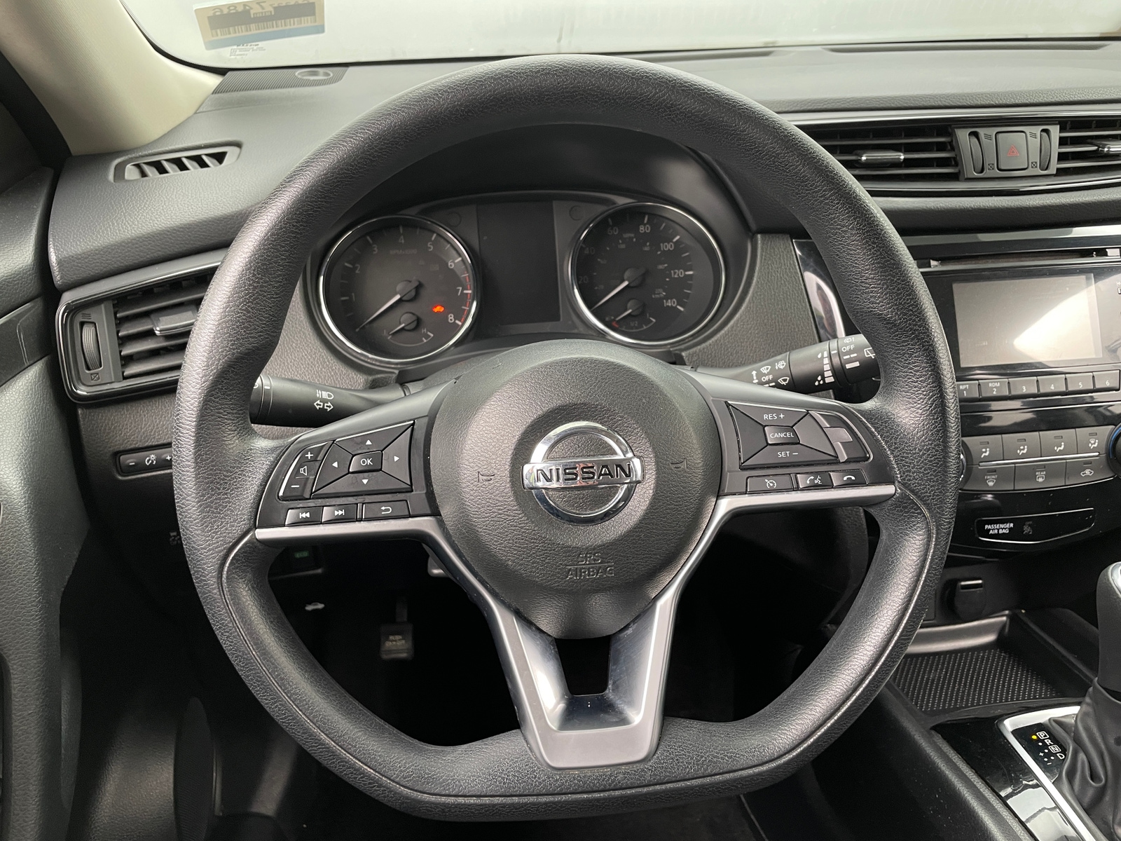 Thumbnail: 2017 Nissan Rogue - 5