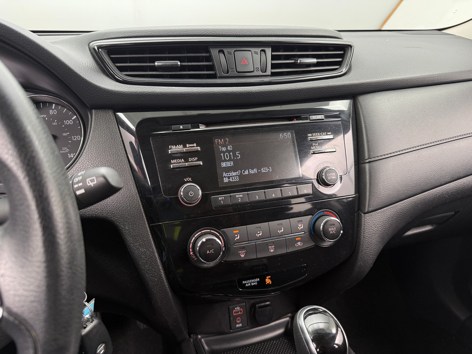 Thumbnail: 2017 Nissan Rogue - 4