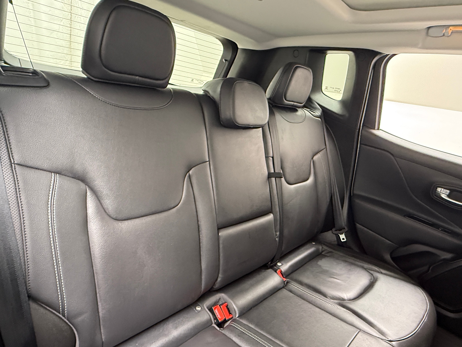 Thumbnail: 2021 Jeep Renegade - 5