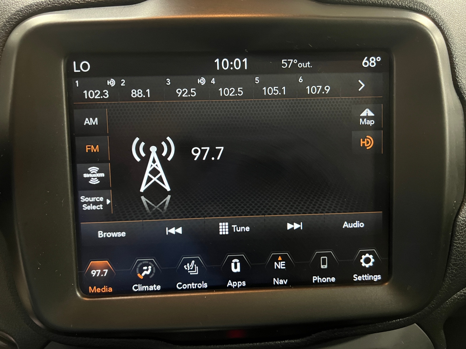 Thumbnail: 2021 Jeep Renegade - 3