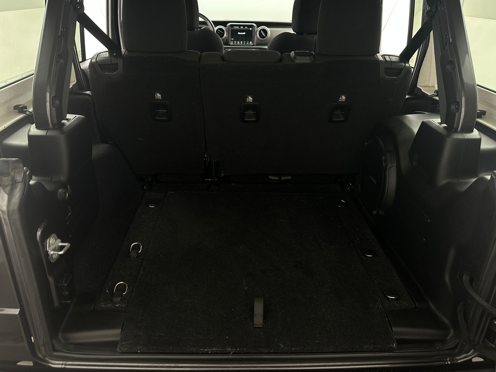 Thumbnail: 2018 Jeep Wrangler - 7