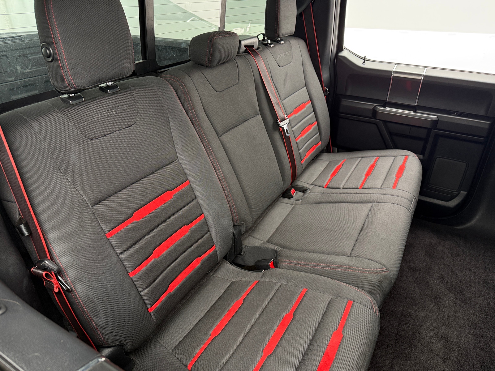 Thumbnail: 2017 Ford Econoline - 6
