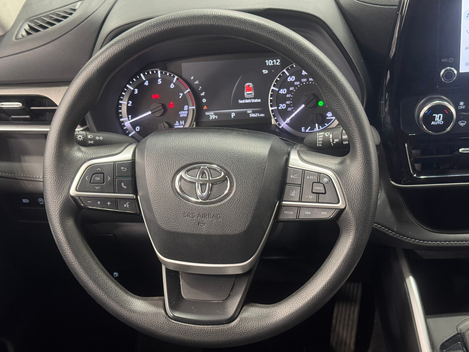 Thumbnail: 2023 Toyota Highlander - 5
