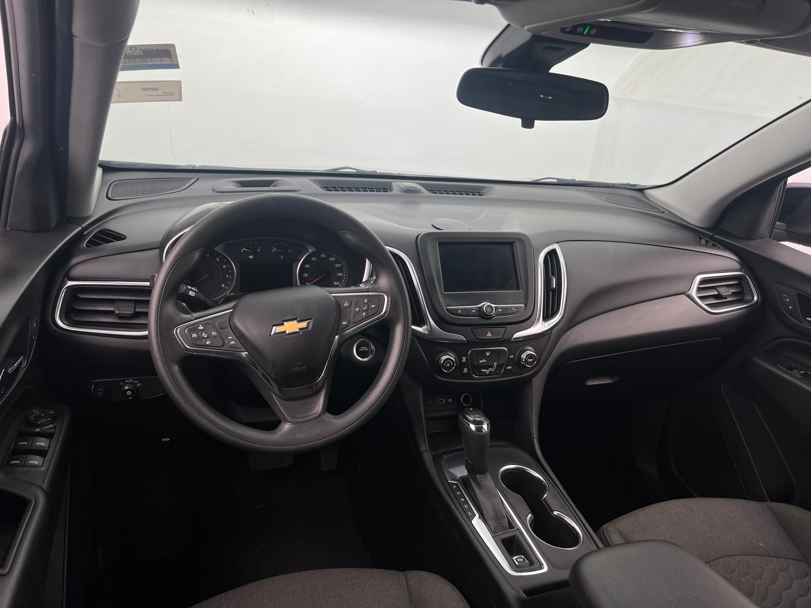 Thumbnail: 2021 Chevrolet Equinox - 3