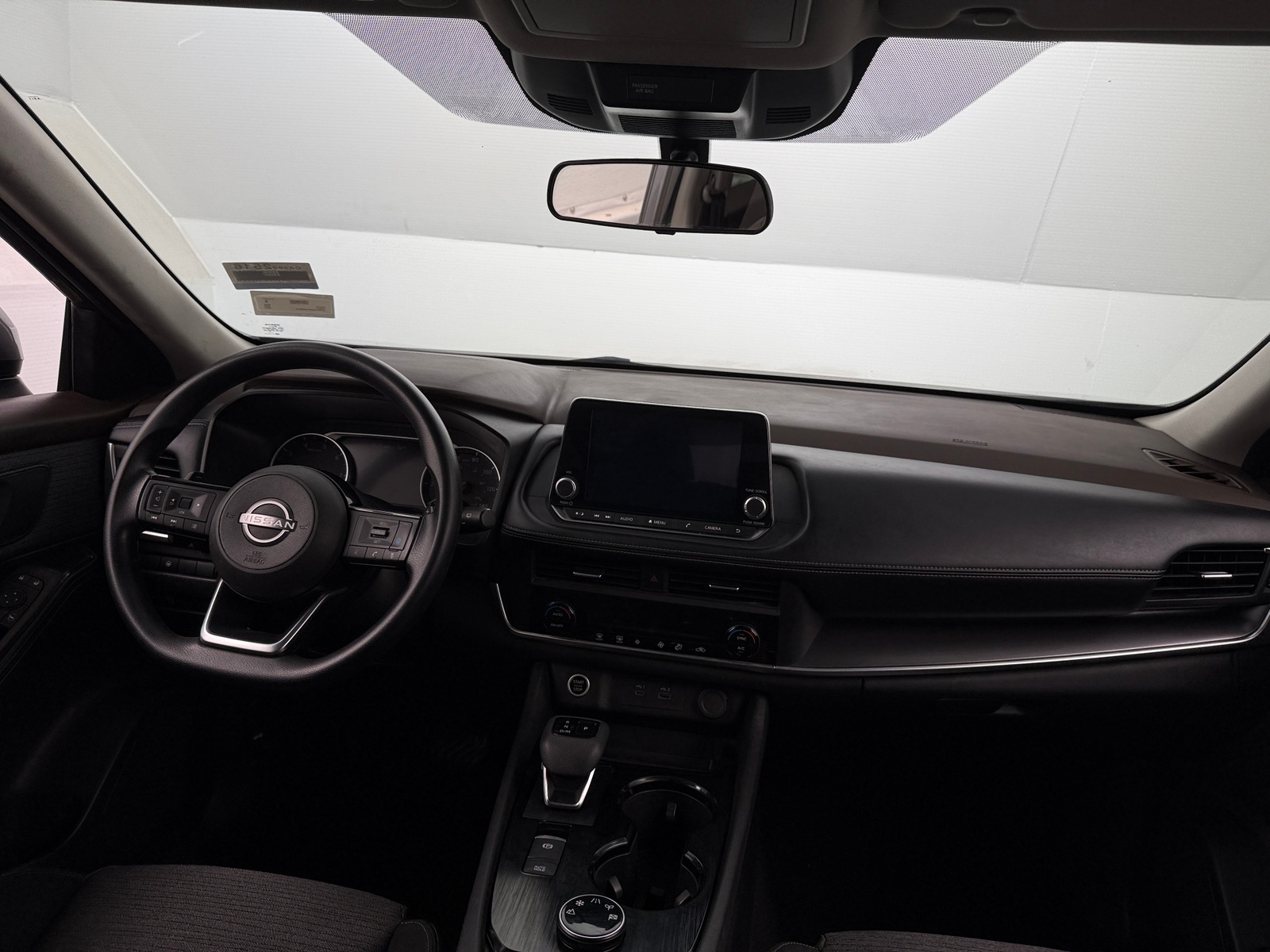 Thumbnail: 2023 Nissan Rogue - 3