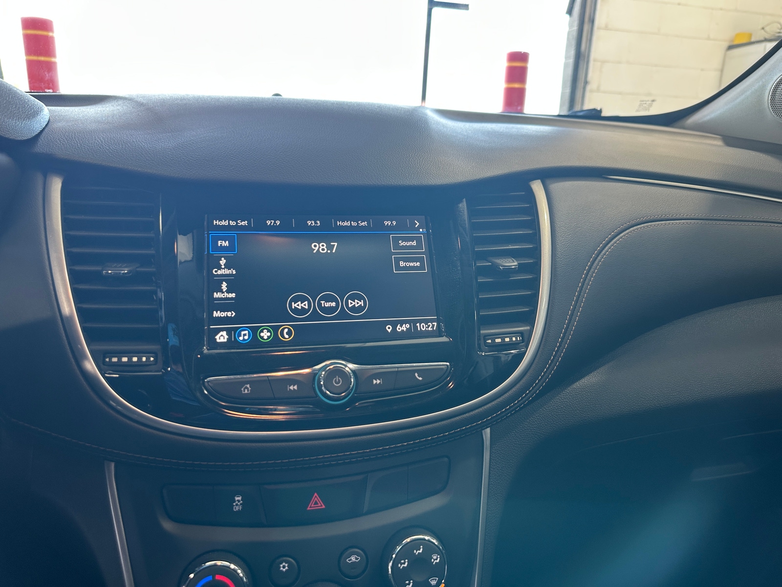 Thumbnail: 2018 Chevrolet Trax - 4
