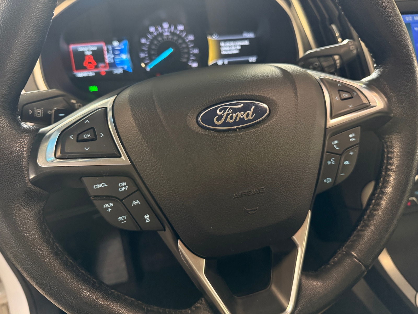 Thumbnail: 2020 Ford Edge - 4