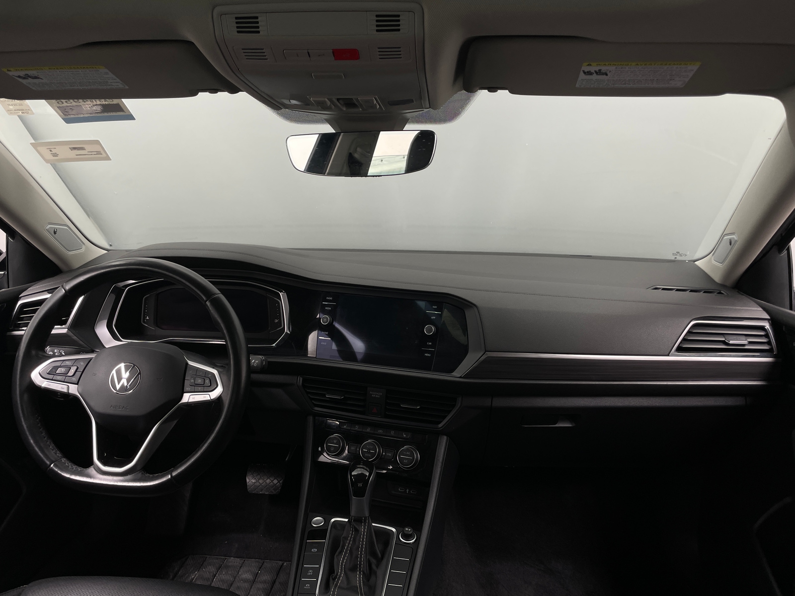Thumbnail: 2023 Volkswagen Jetta - 2