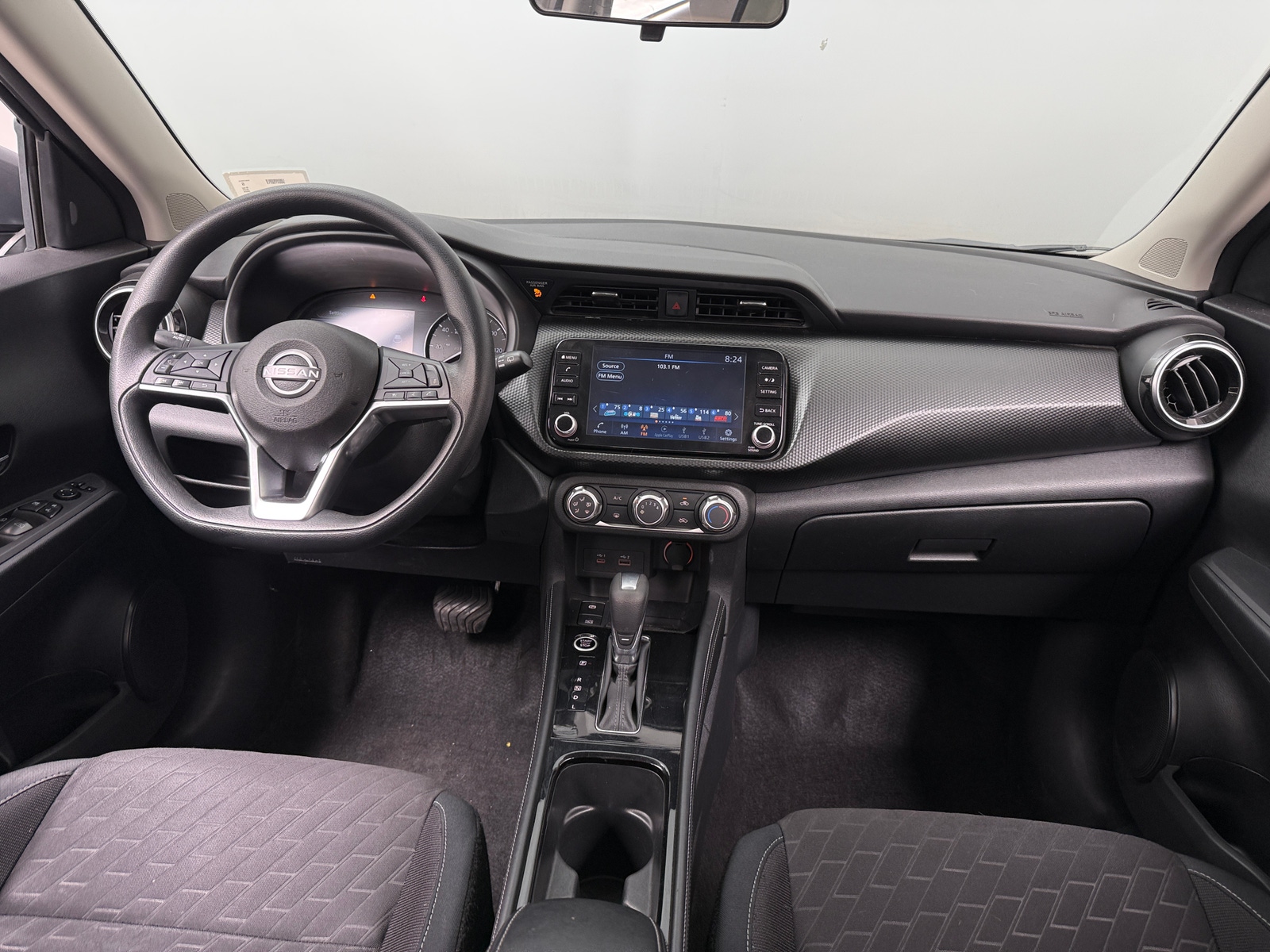 Thumbnail: 2024 Nissan Kicks - 3