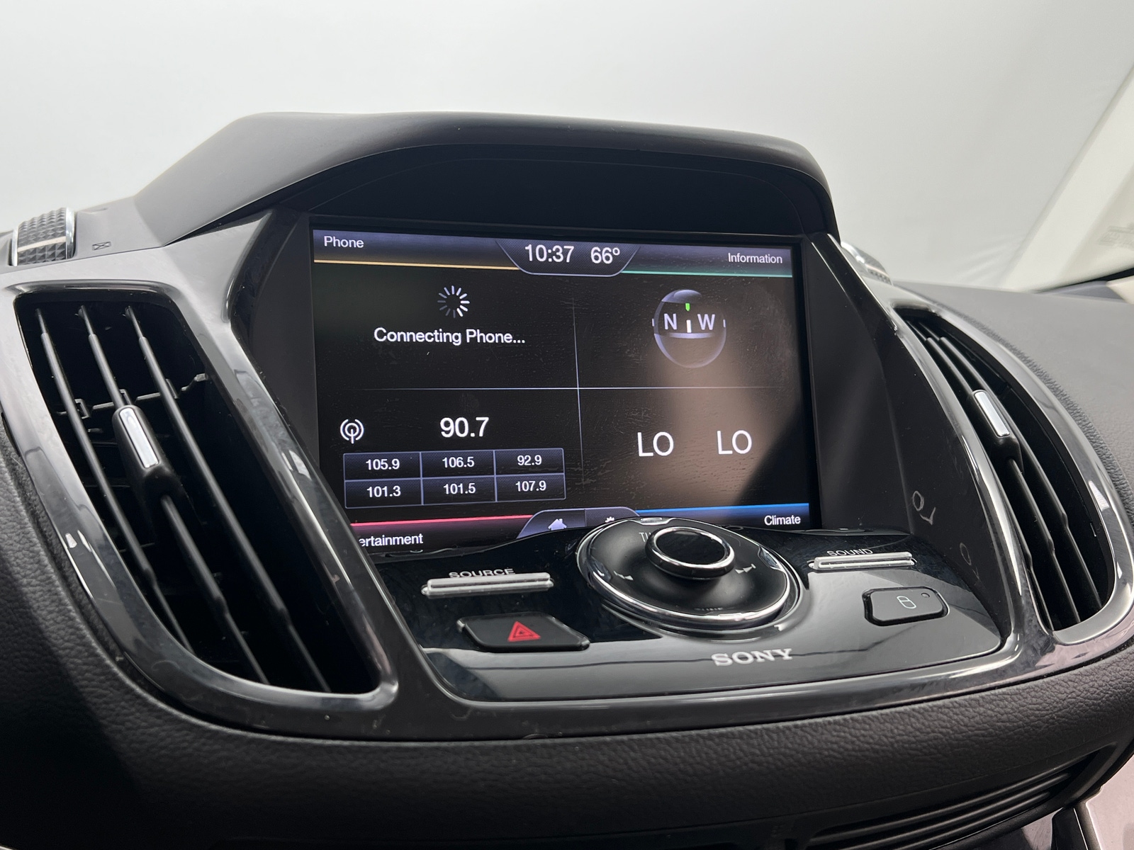 Thumbnail: 2013 Ford Escape - 3