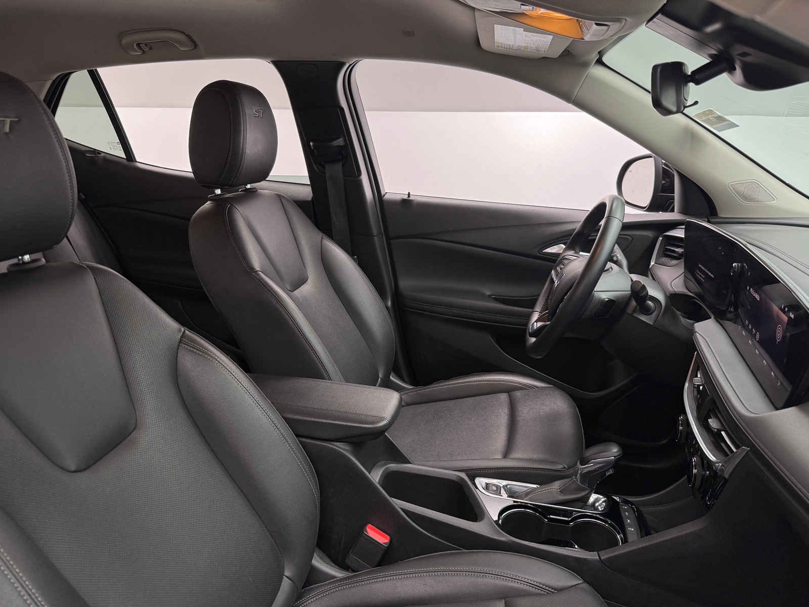 Thumbnail: 2024 Buick Encore GX - 2