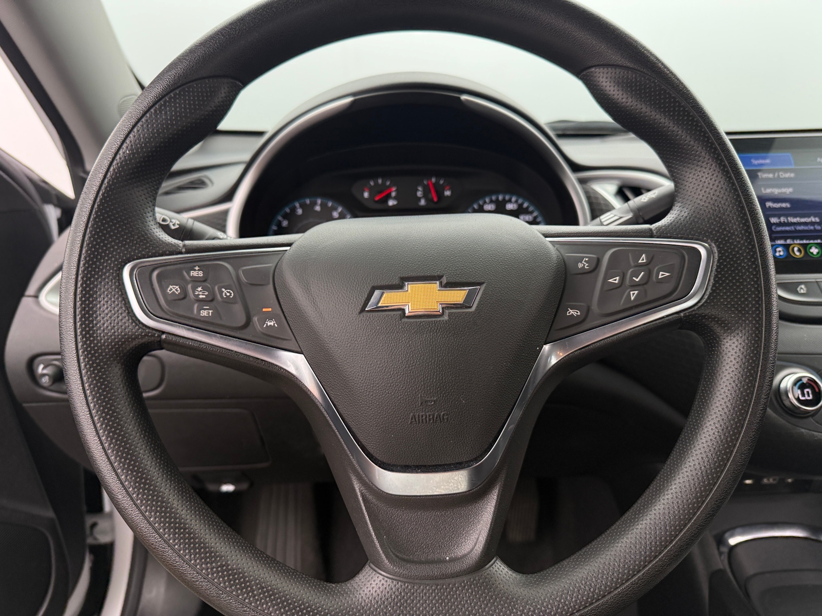 Thumbnail: 2024 Chevrolet Malibu - 5