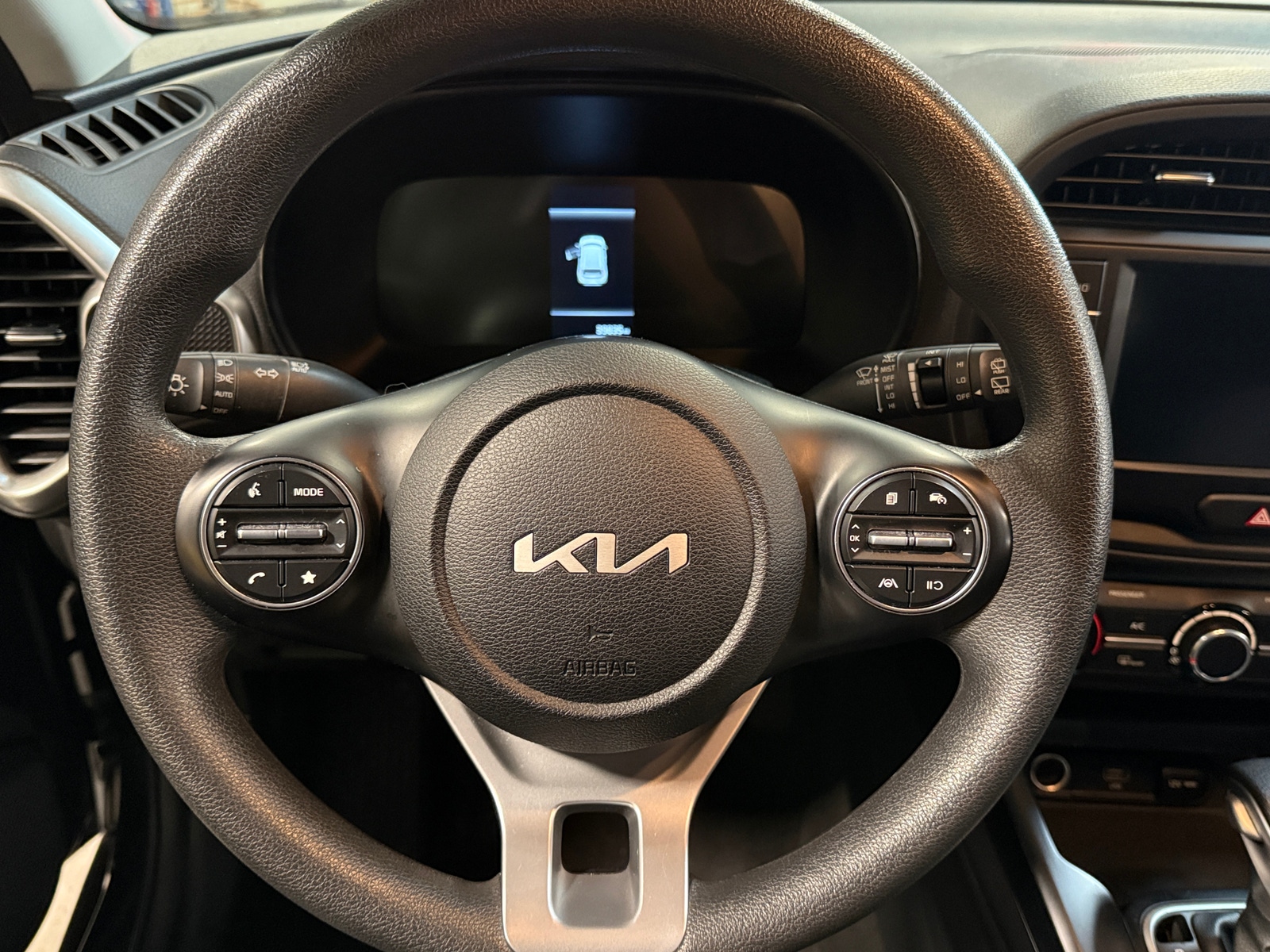 Thumbnail: 2023 Kia Soul - 5