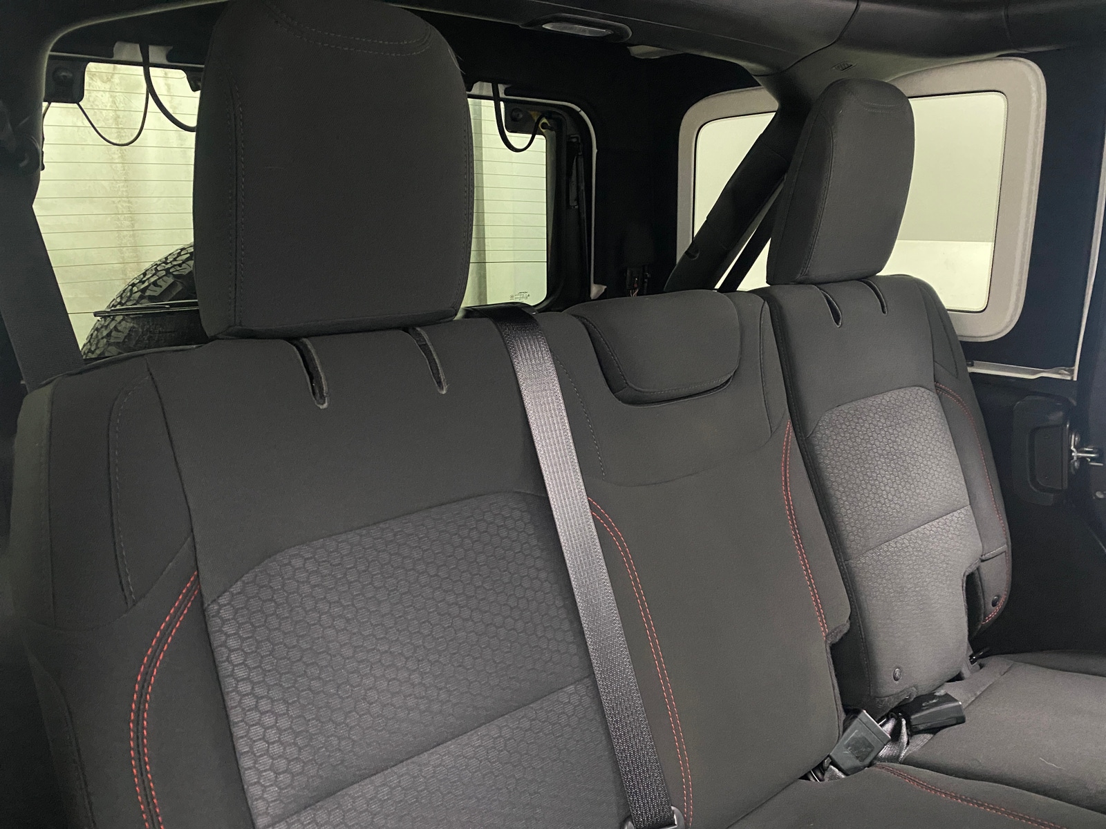Thumbnail: 2018 Jeep Wrangler - 6