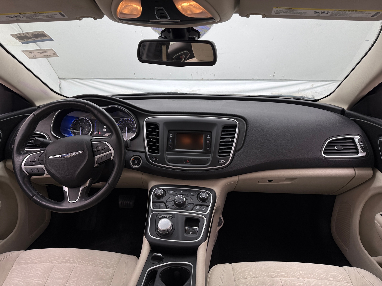 Thumbnail: 2015 Chrysler 200 - 3