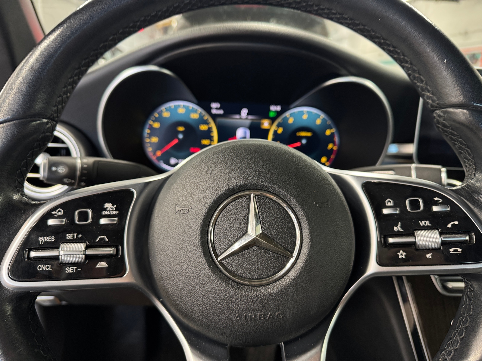 Thumbnail: 2021 Mercedes-Benz C-Class - 4