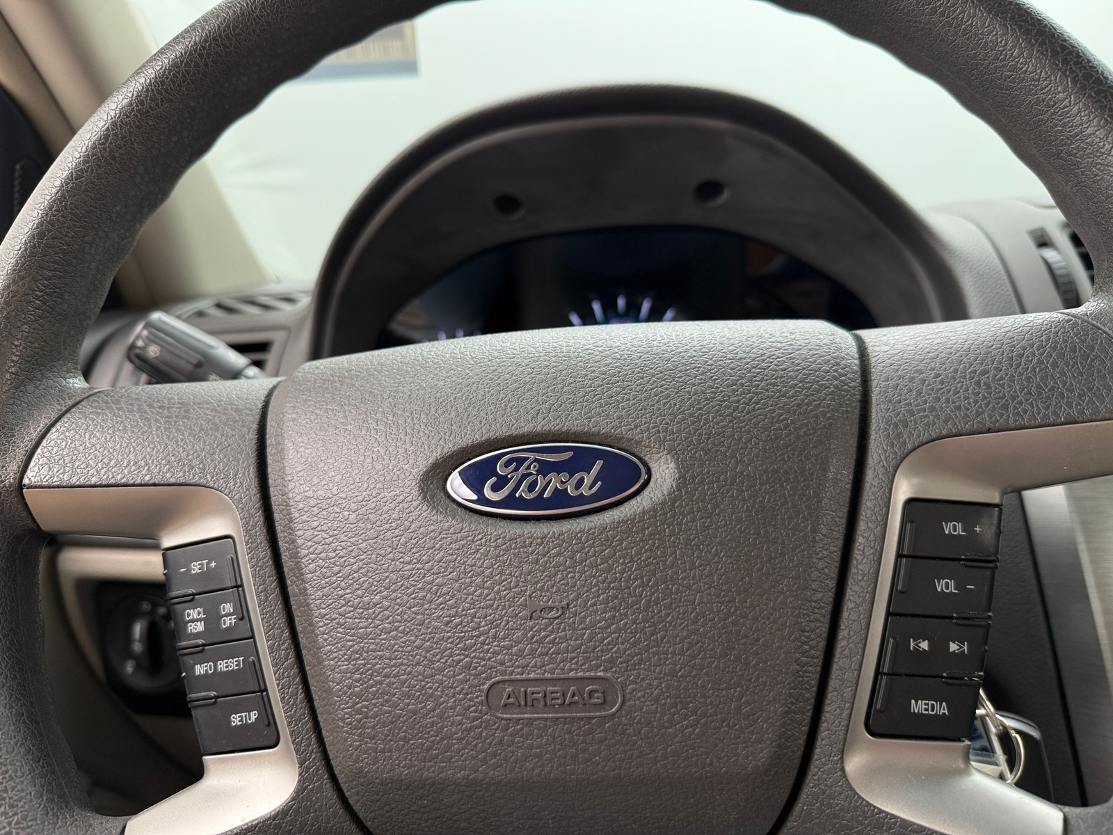 Thumbnail: 2011 Ford Fusion - 5