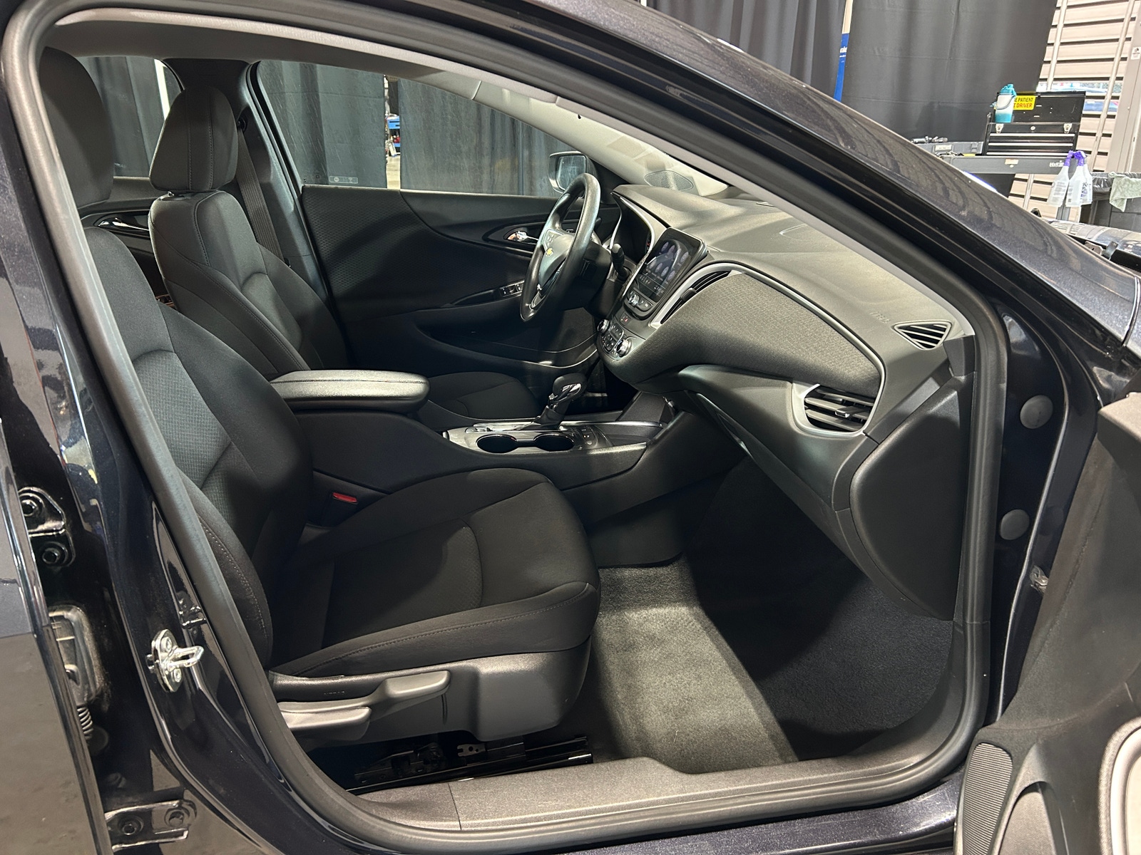 Thumbnail: 2023 Chevrolet Malibu - 2