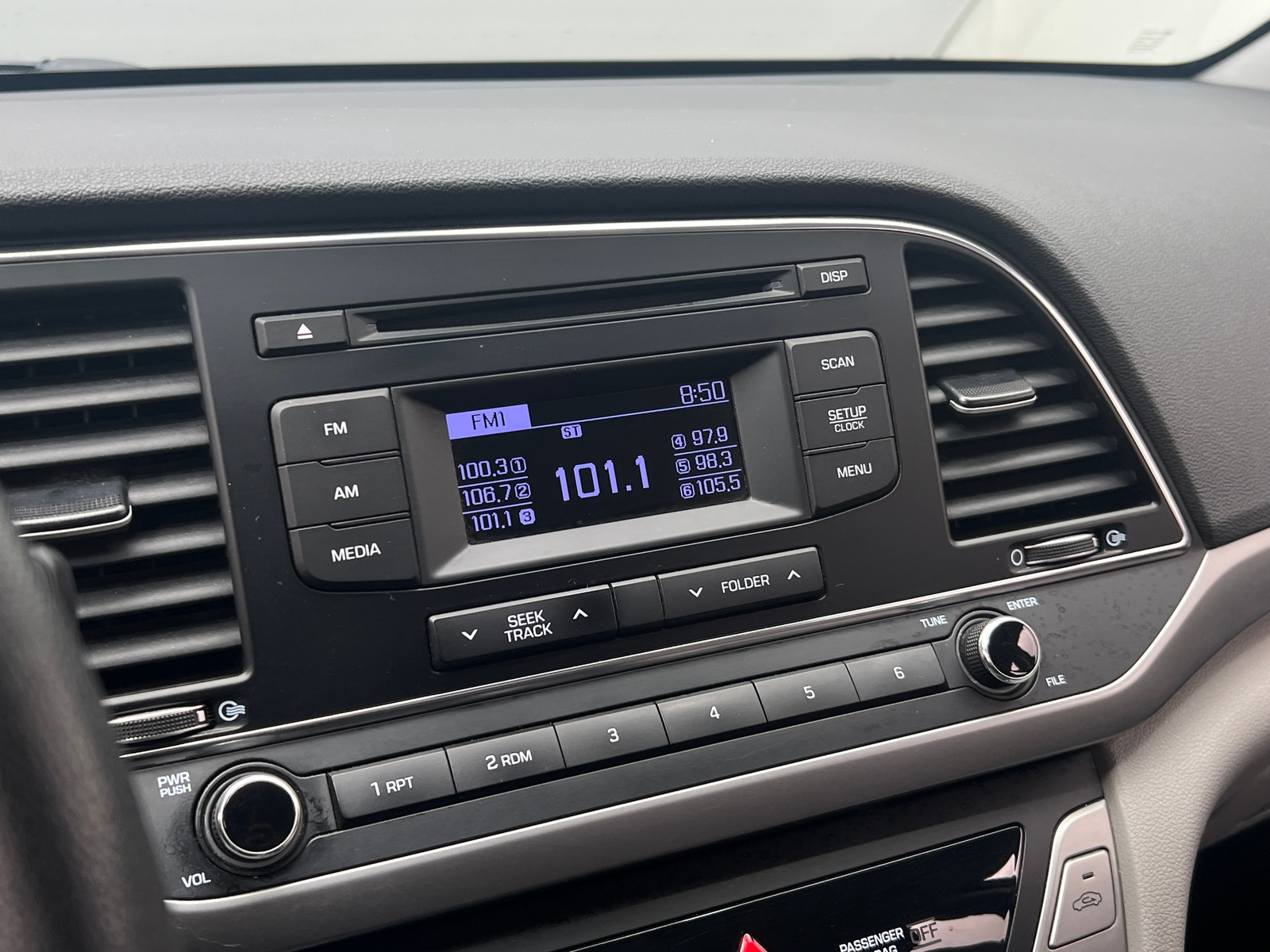 Thumbnail: 2018 Hyundai Elantra - 4