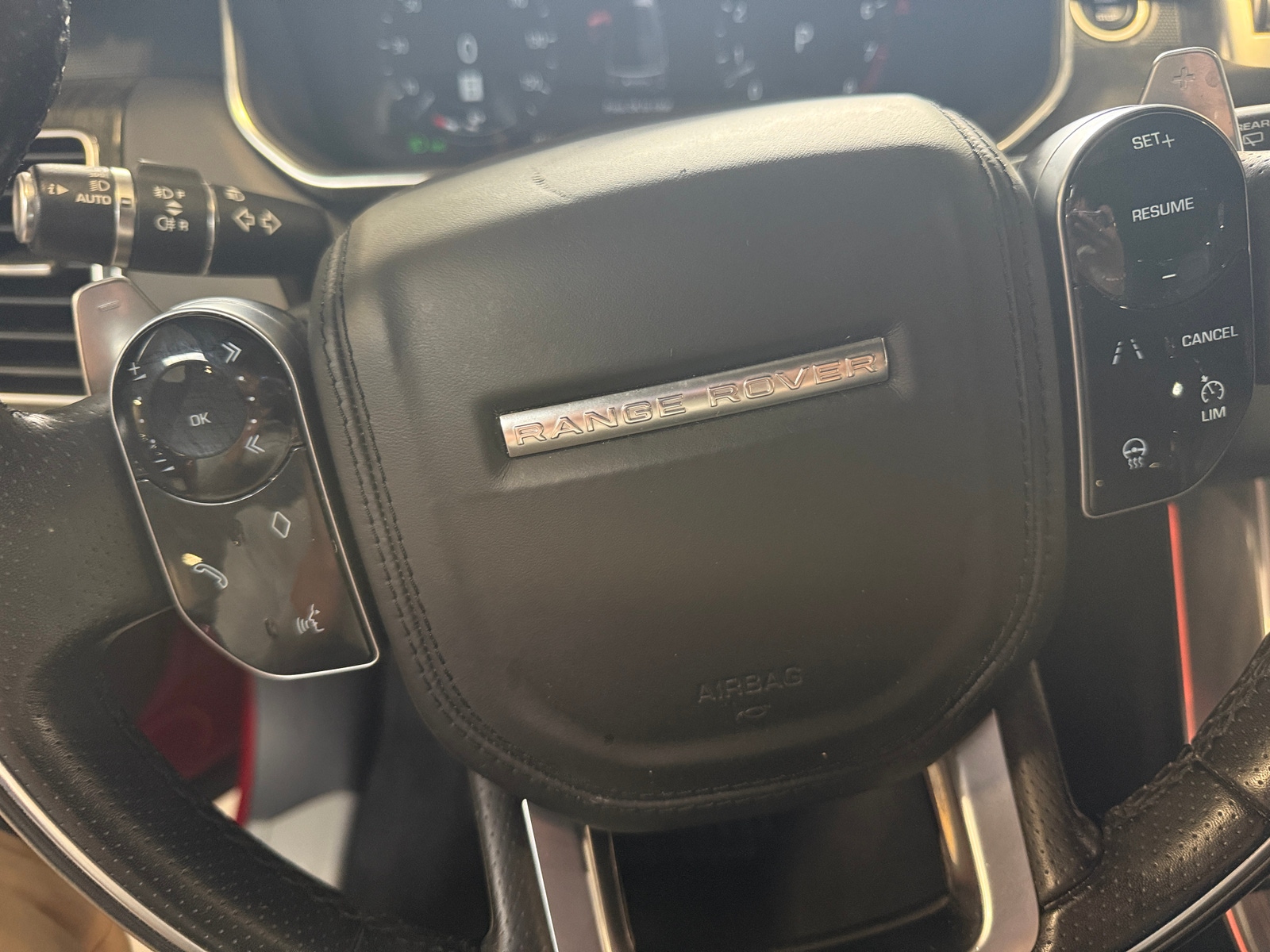 Thumbnail: 2019 Land Rover Range Rover Sport - 4