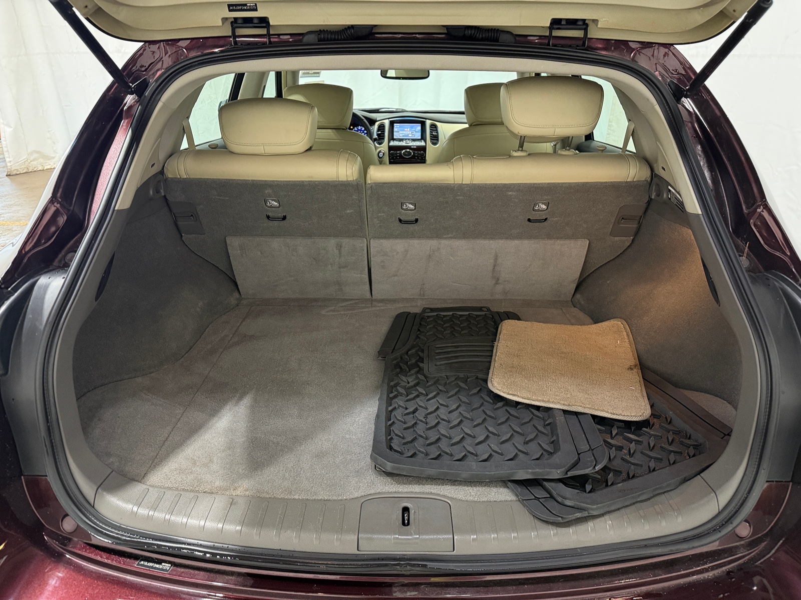 Thumbnail: 2017 INFINITI QX50 - 6