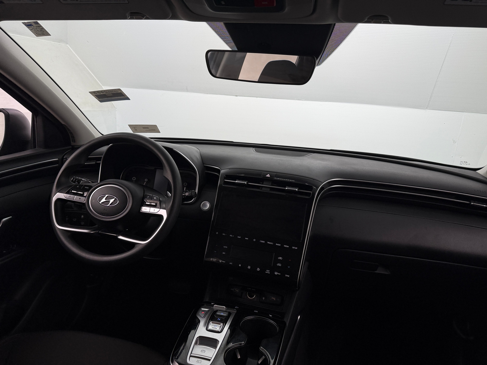 Thumbnail: 2024 Hyundai Tucson - 3