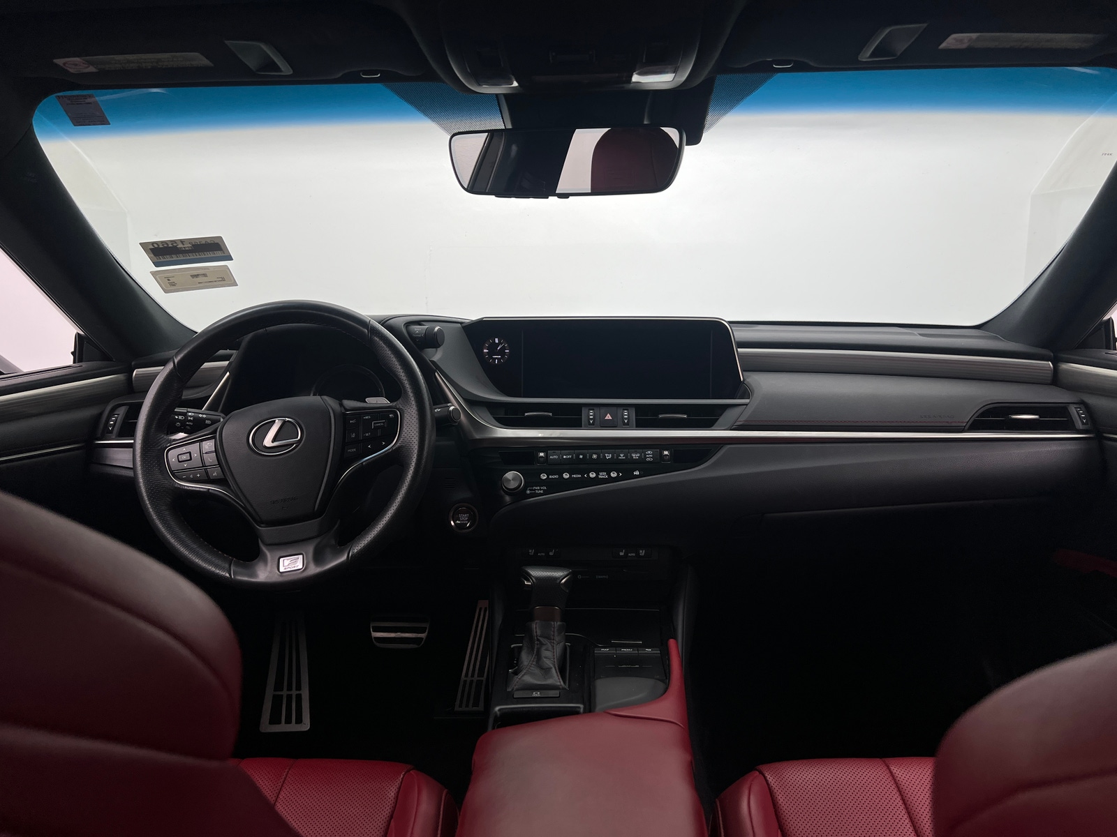 Thumbnail: 2021 Lexus ES - 2