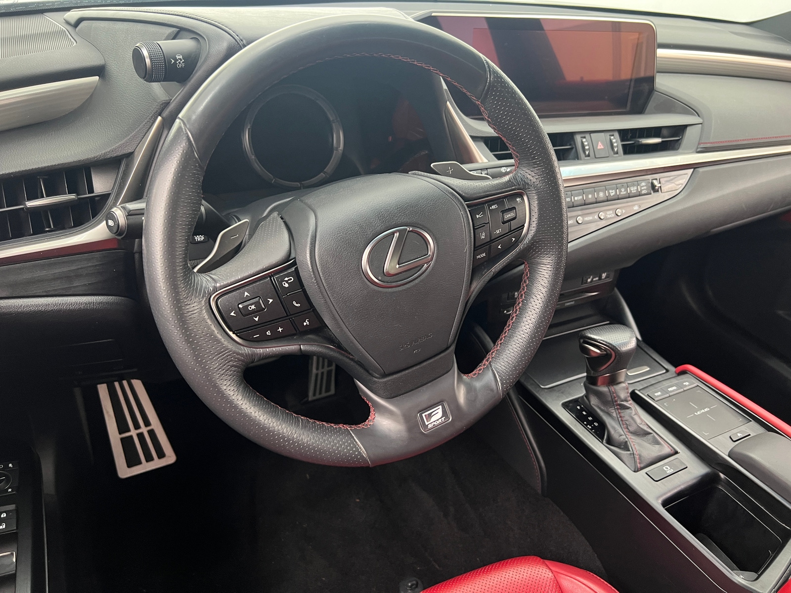 Thumbnail: 2021 Lexus ES - 4
