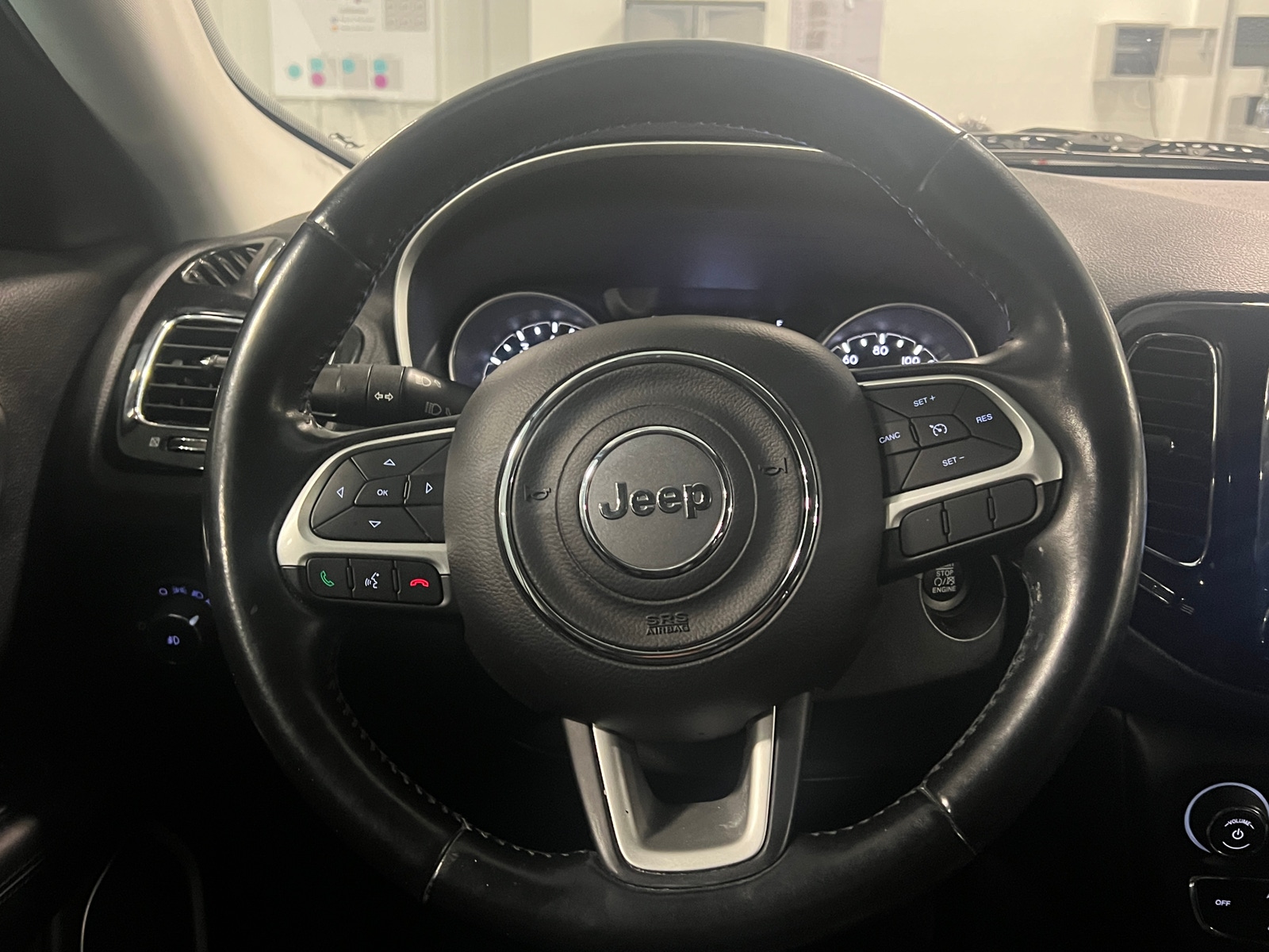 Thumbnail: 2020 Jeep Compass - 5
