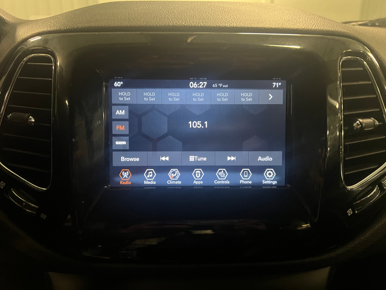 Thumbnail: 2020 Jeep Compass - 4