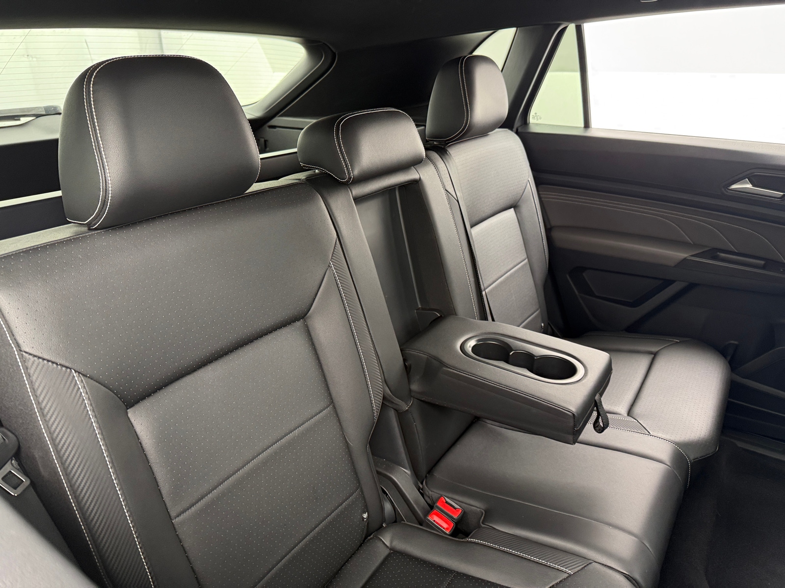 Thumbnail: 2023 Volkswagen Atlas - 5