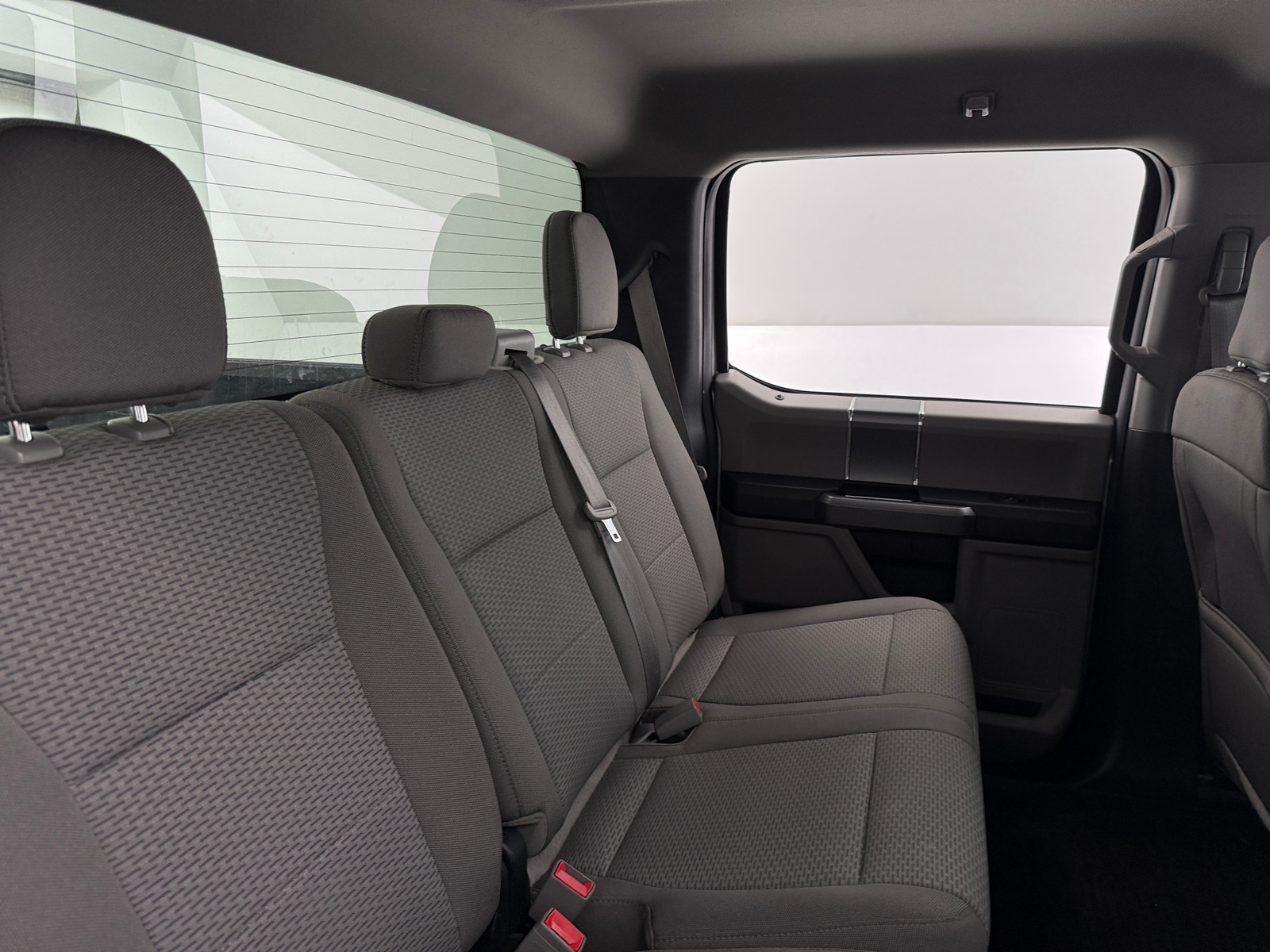 Thumbnail: 2018 Ford Econoline - 6