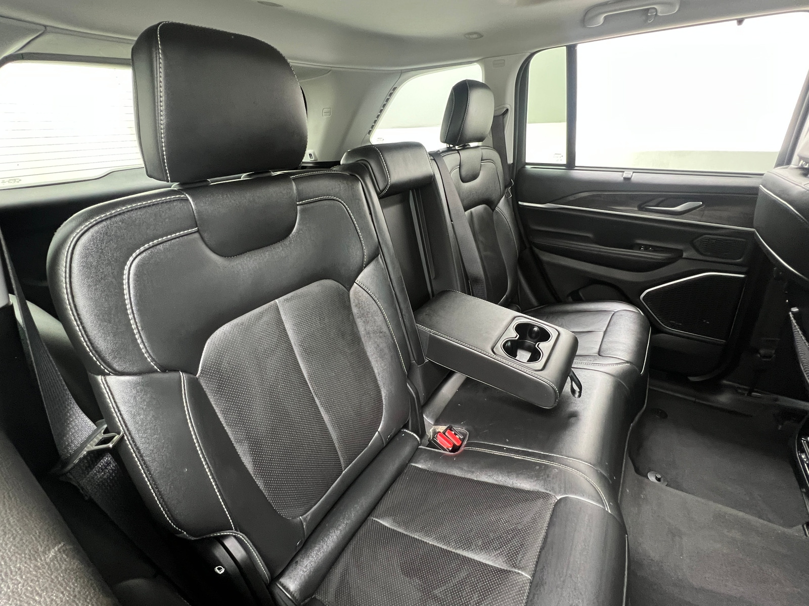 Thumbnail: 2023 Jeep Grand Cherokee - 5