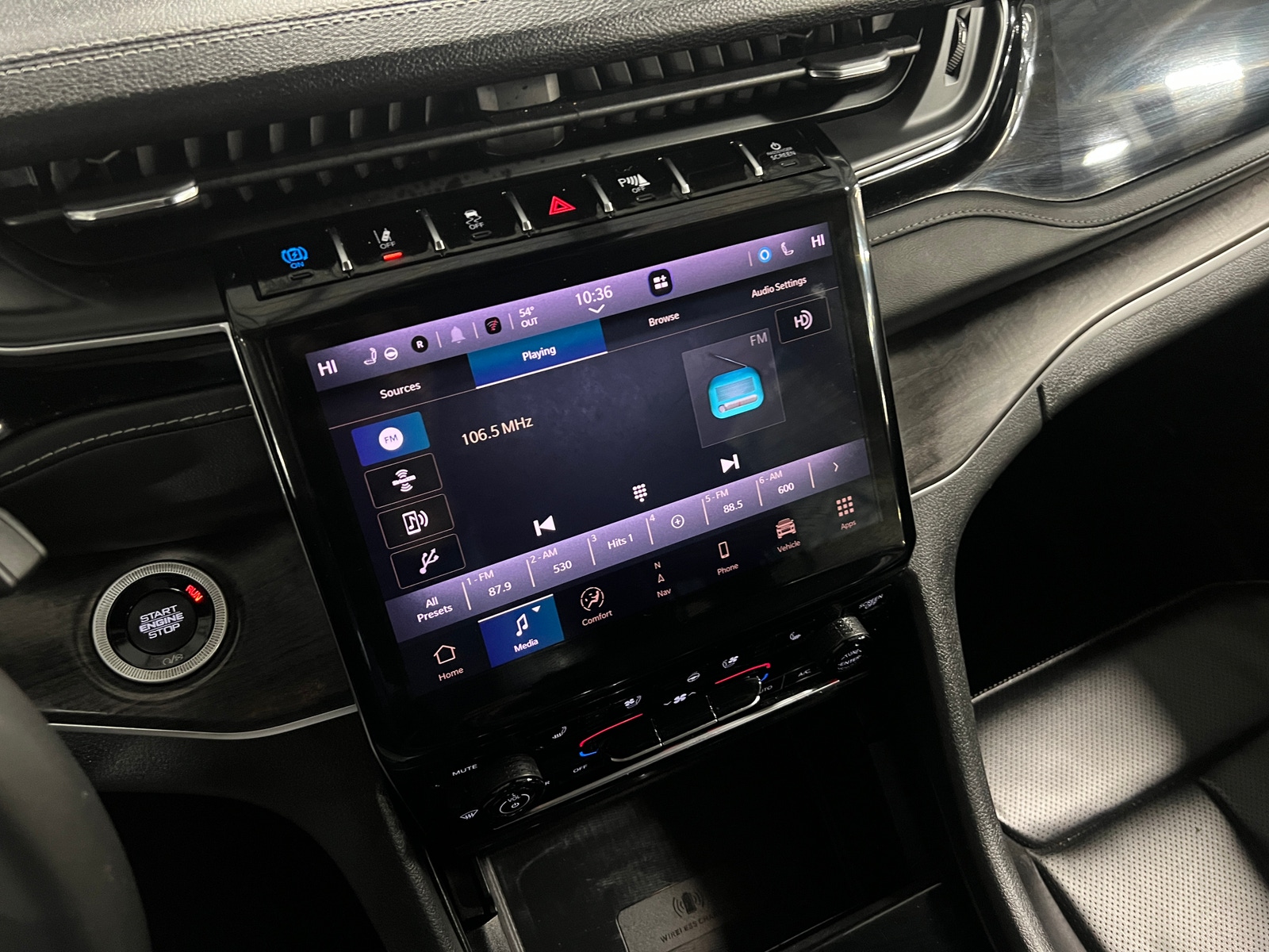 Thumbnail: 2023 Jeep Grand Cherokee - 3