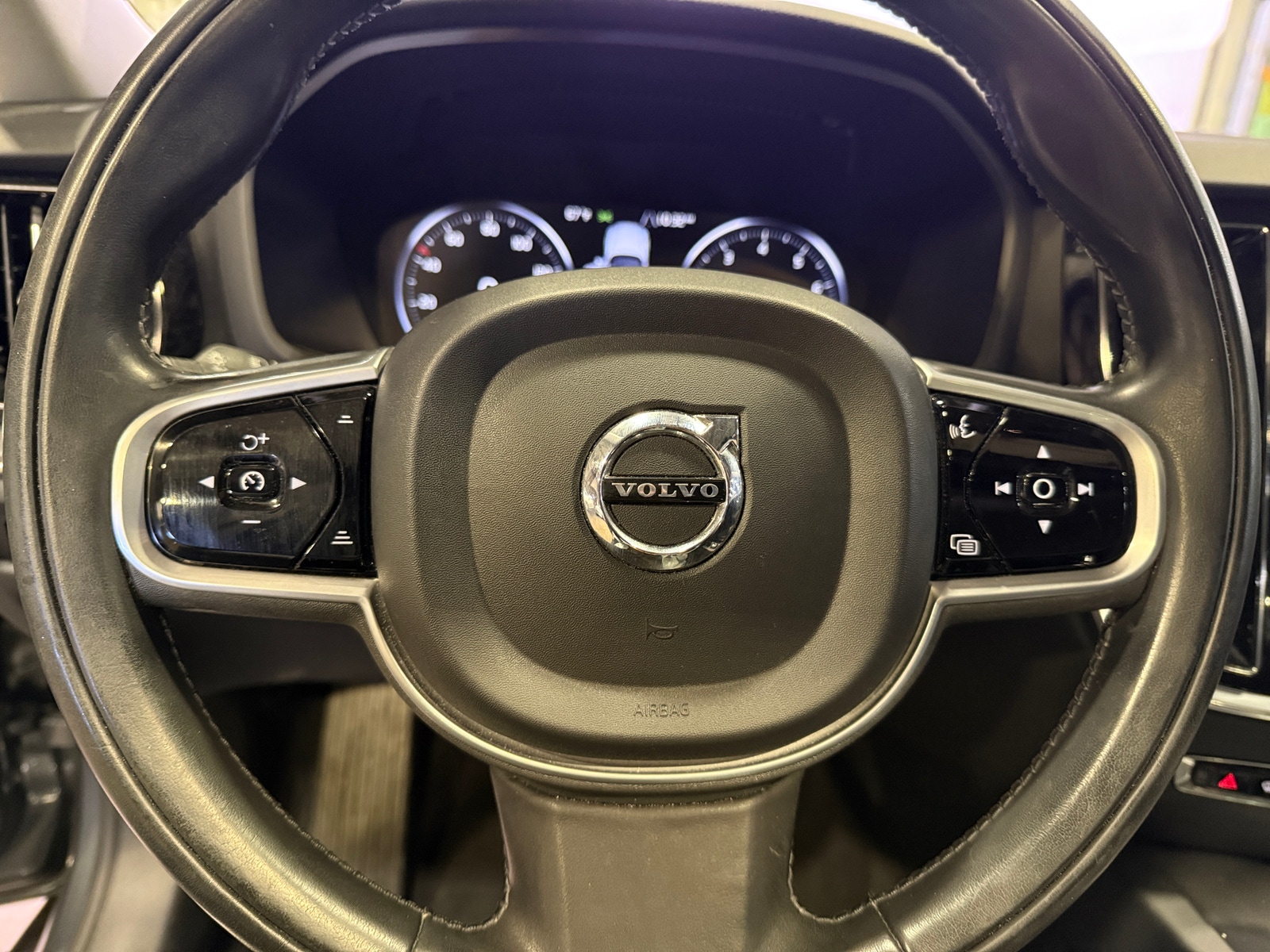 Thumbnail: 2020 Volvo S60 - 4