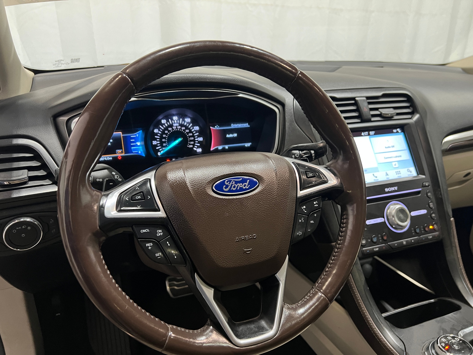 Thumbnail: 2017 Ford Fusion - 4