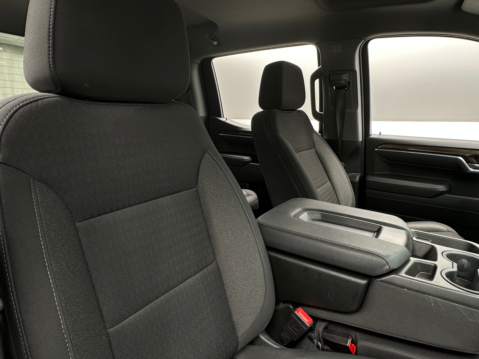 Thumbnail: 2022 Chevrolet Silverado 1500 - 2