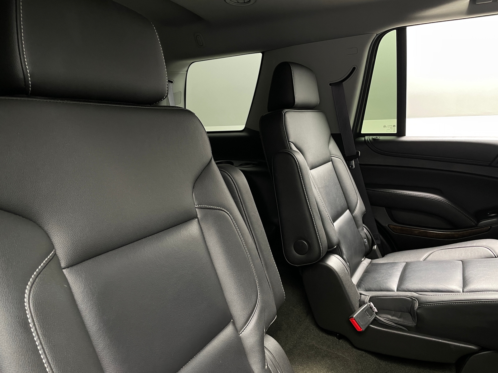 Thumbnail: 2017 Chevrolet Tahoe - 5
