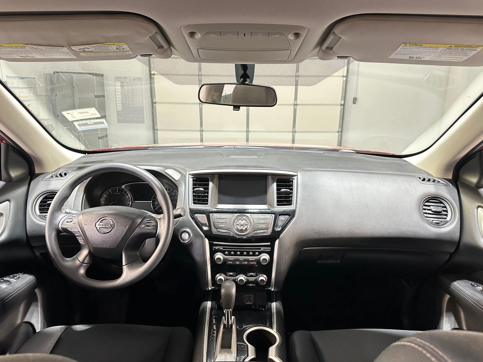 Thumbnail: 2018 Nissan Pathfinder - 3