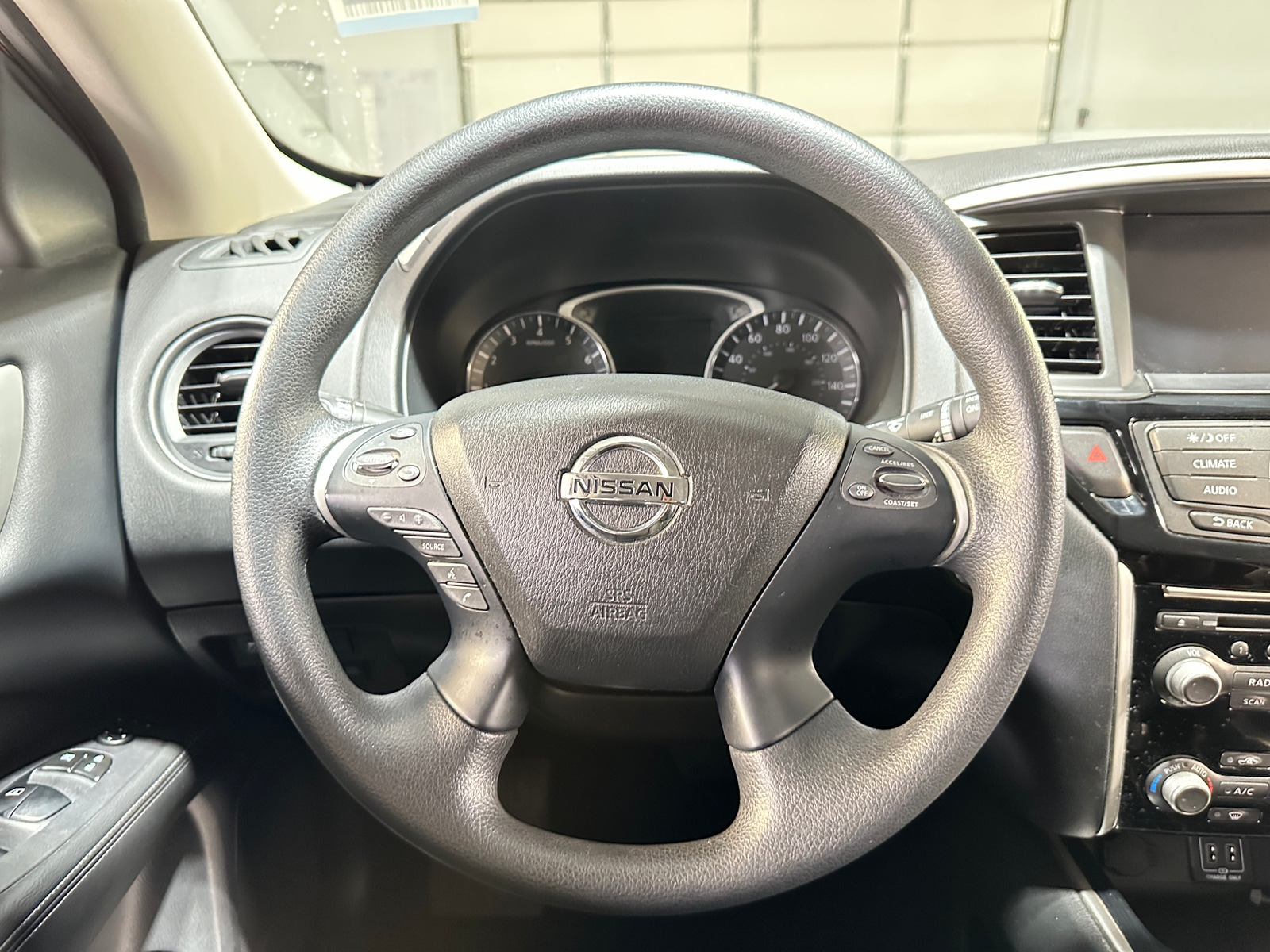 Thumbnail: 2018 Nissan Pathfinder - 5