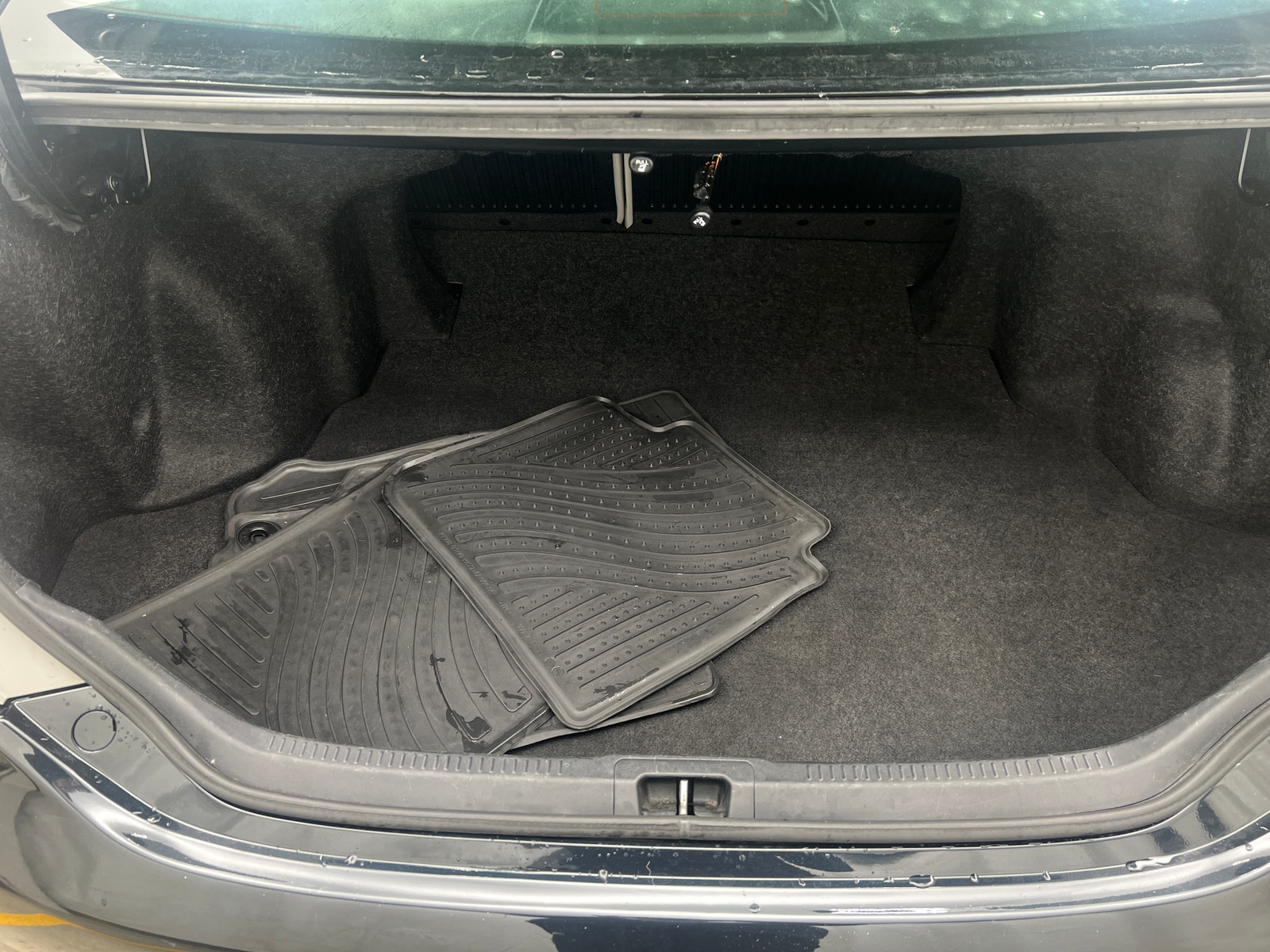 Thumbnail: 2012 Toyota Camry - 7