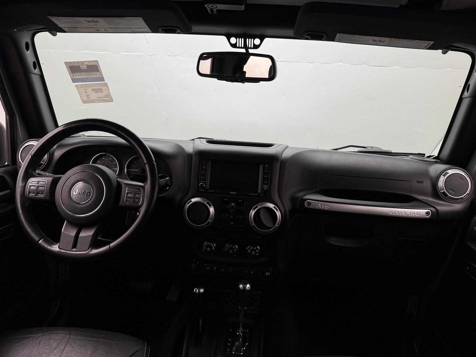 Thumbnail: 2015 Jeep Wrangler - 3