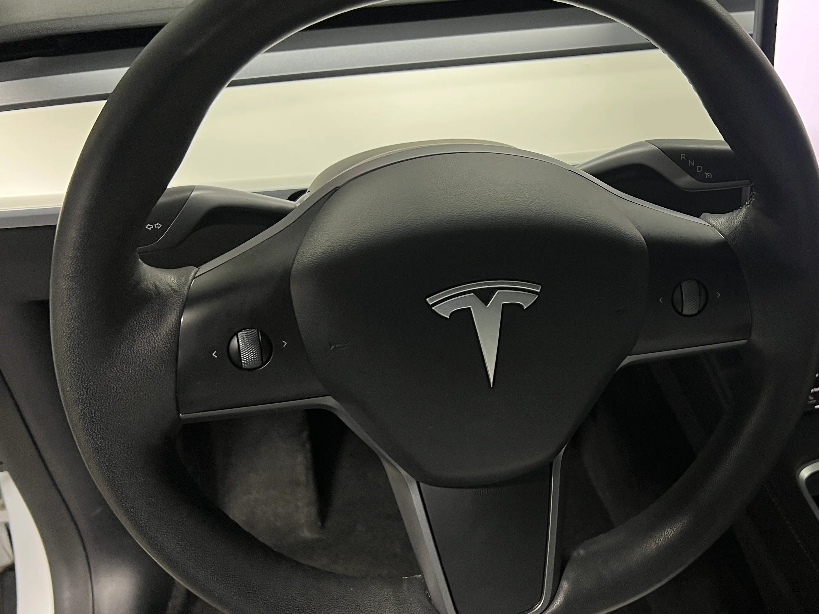Used 2022 Tesla Model Y Long Range with VIN 7SAYGDEE7NF445759 for sale in Oak Creek, WI